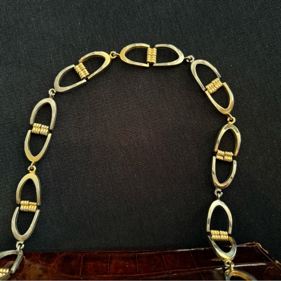 Sophisticated 1950’s Brown Alligator Shoulder Bag - Picture 4 of 9